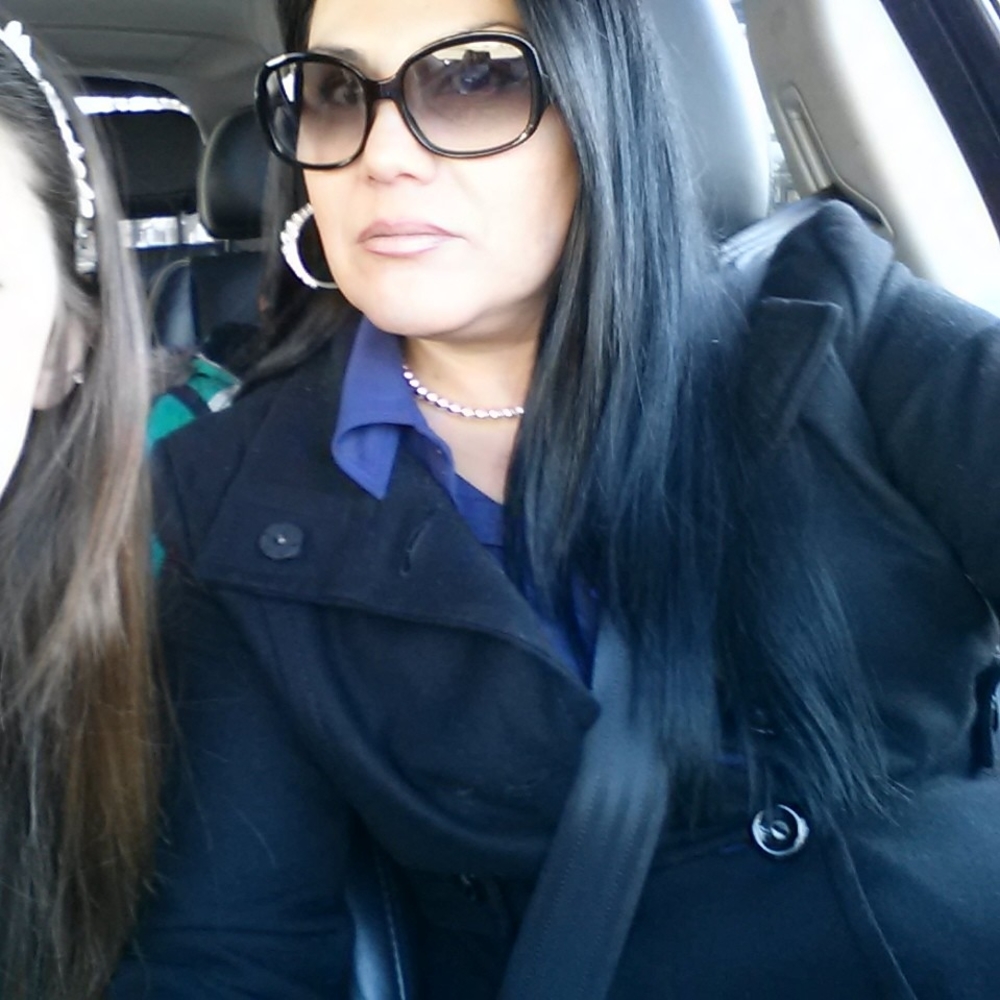 Meet your Posher, Maria isabel